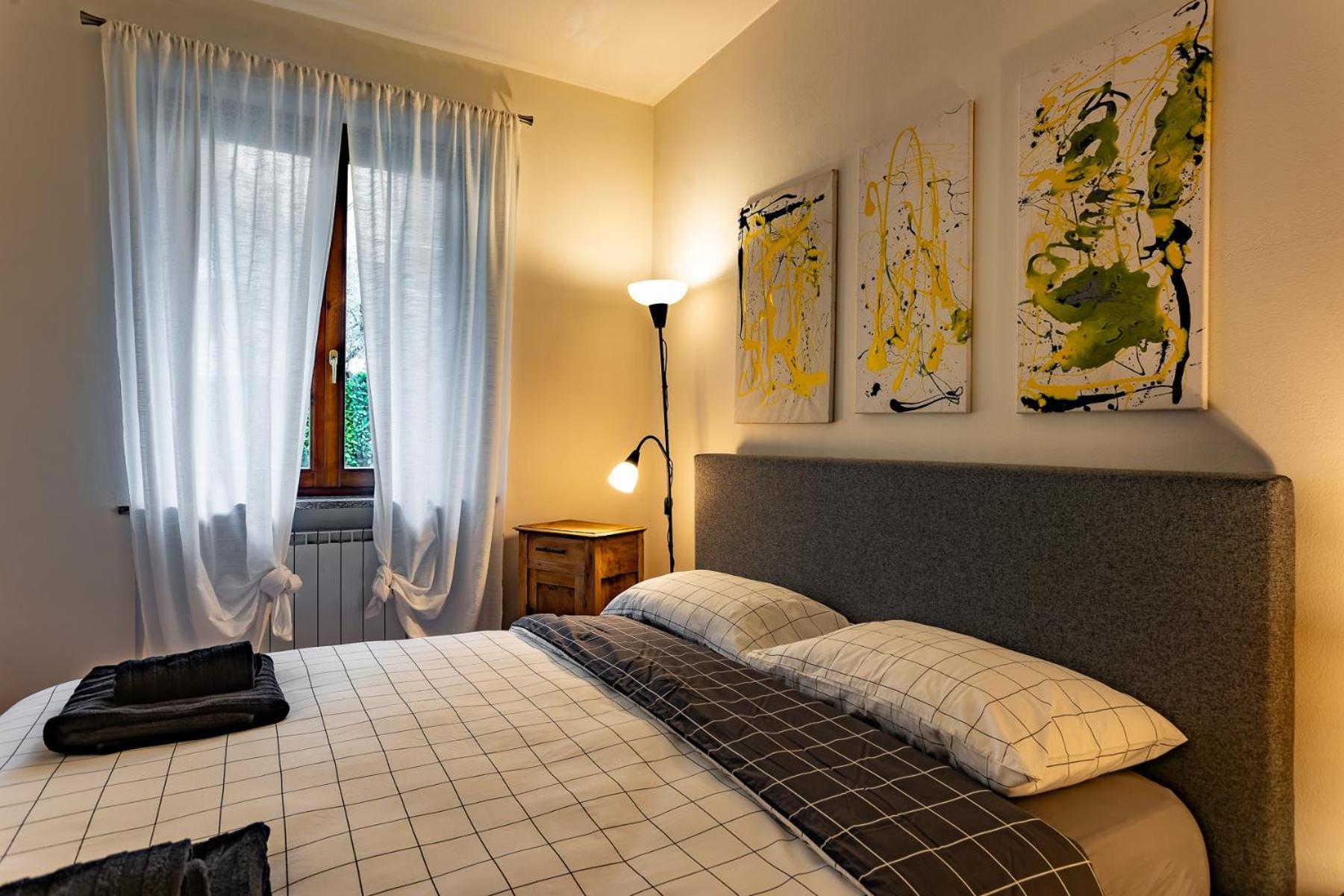 Casa Paris Lägenhet Sale Marasino Exteriör bild